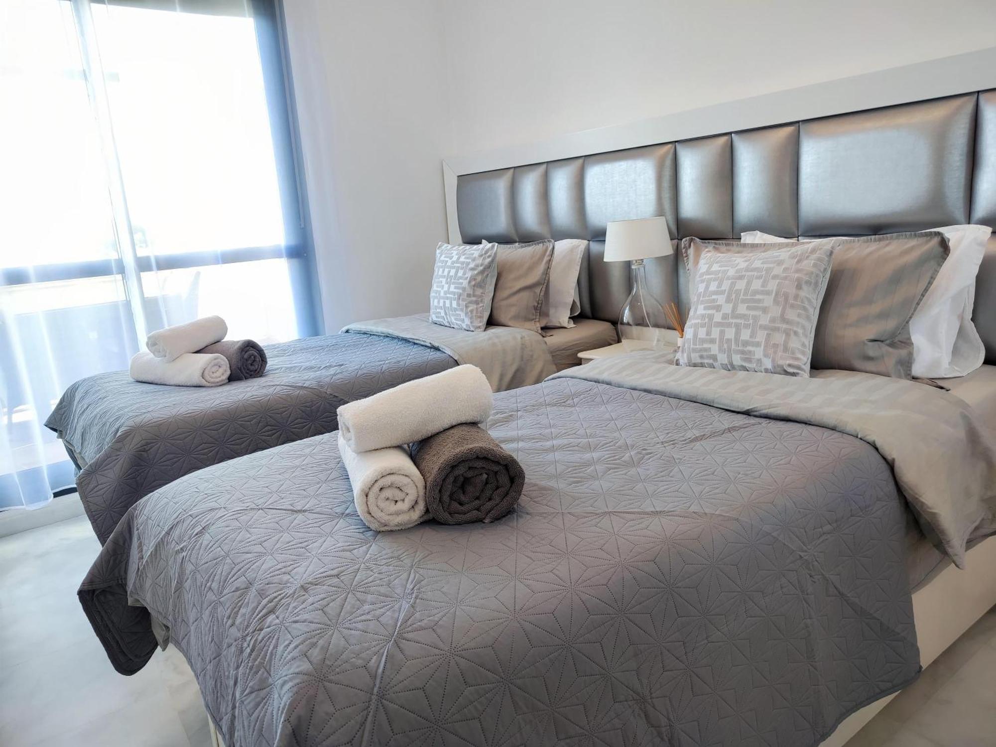 Luxury Duplex Infinity Pool Ehhouse Apartment Estepona Luaran gambar