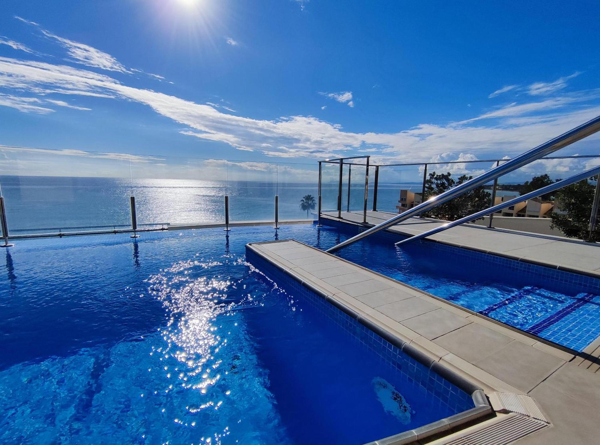 Luxury Duplex Infinity Pool Ehhouse Apartment Estepona Luaran gambar